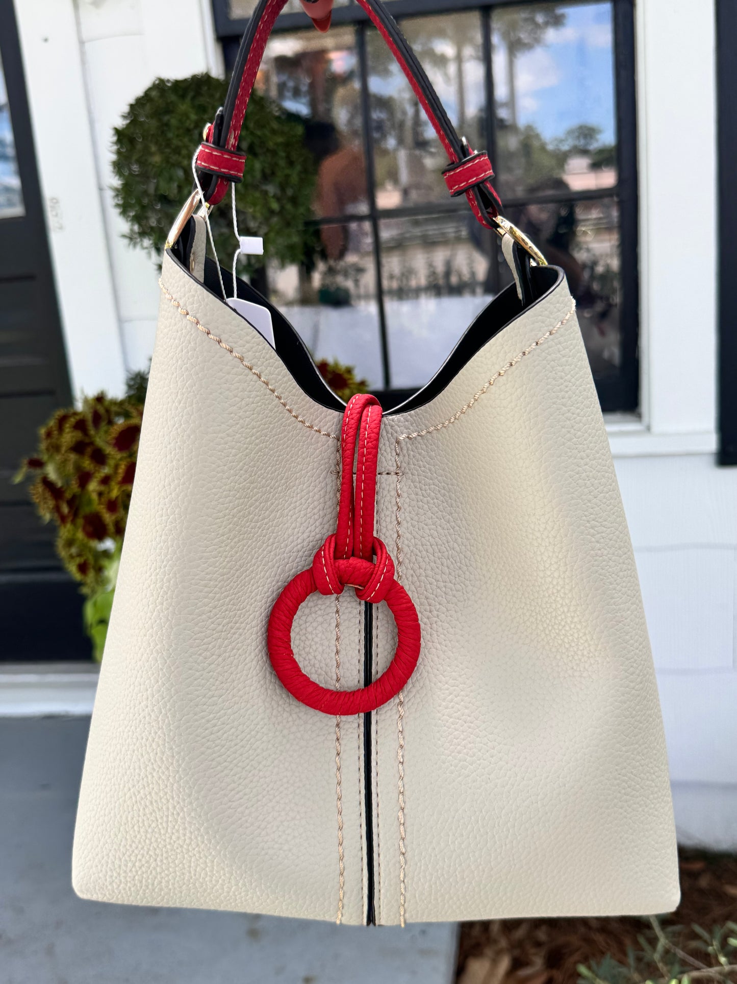 The Cottage Lane Leather Carryall