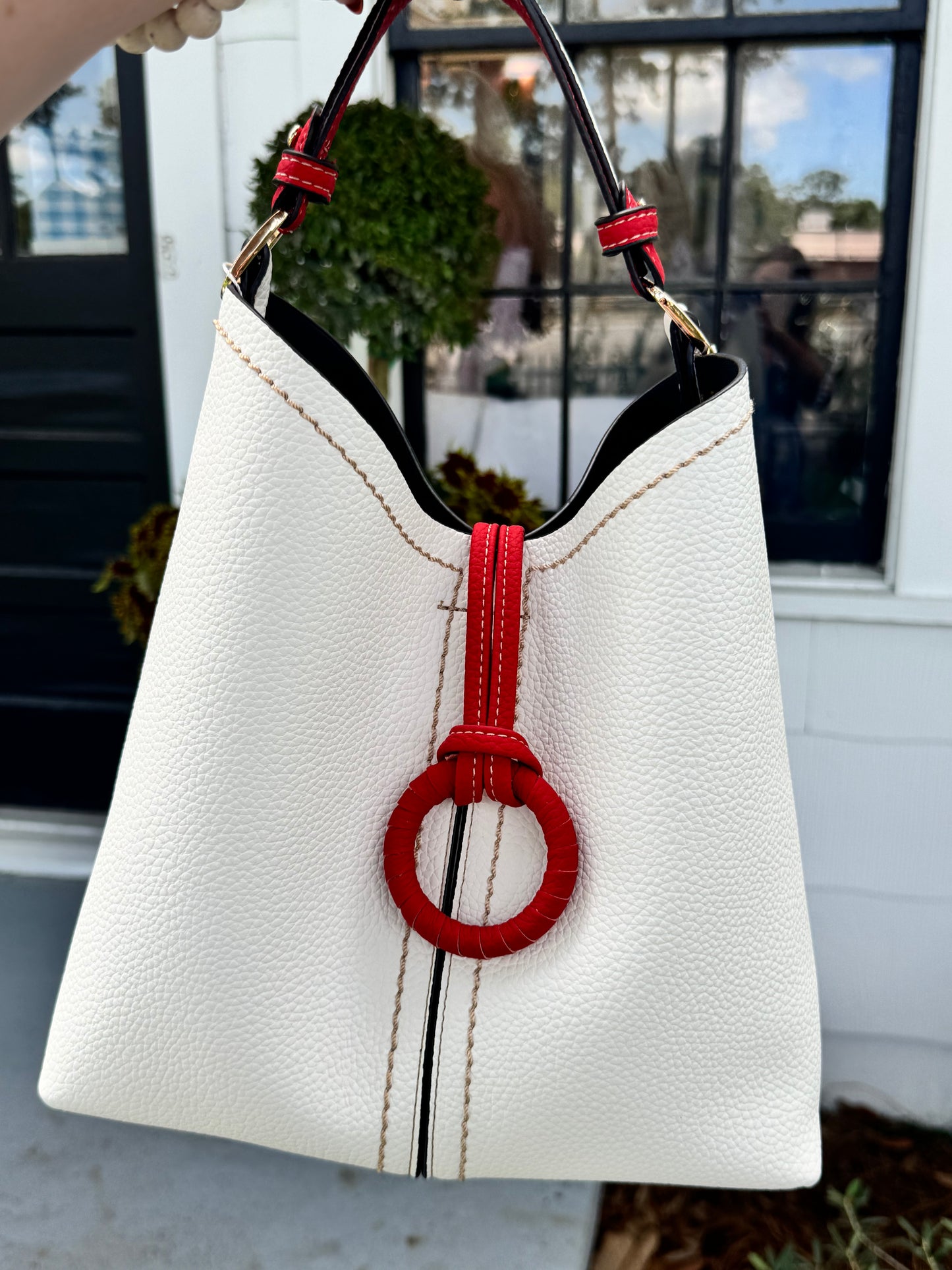 The Cottage Lane Leather Carryall