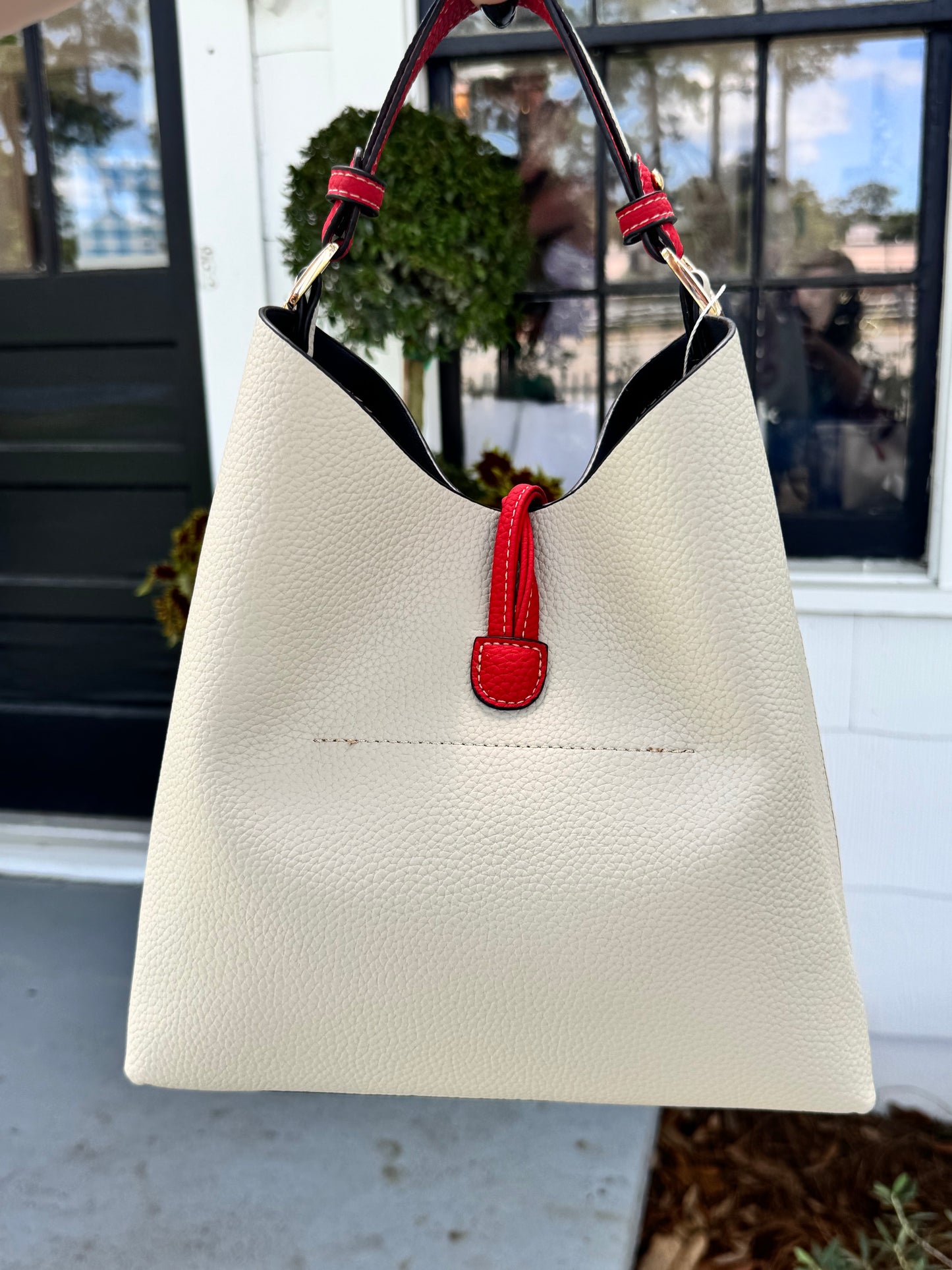 The Cottage Lane Leather Carryall