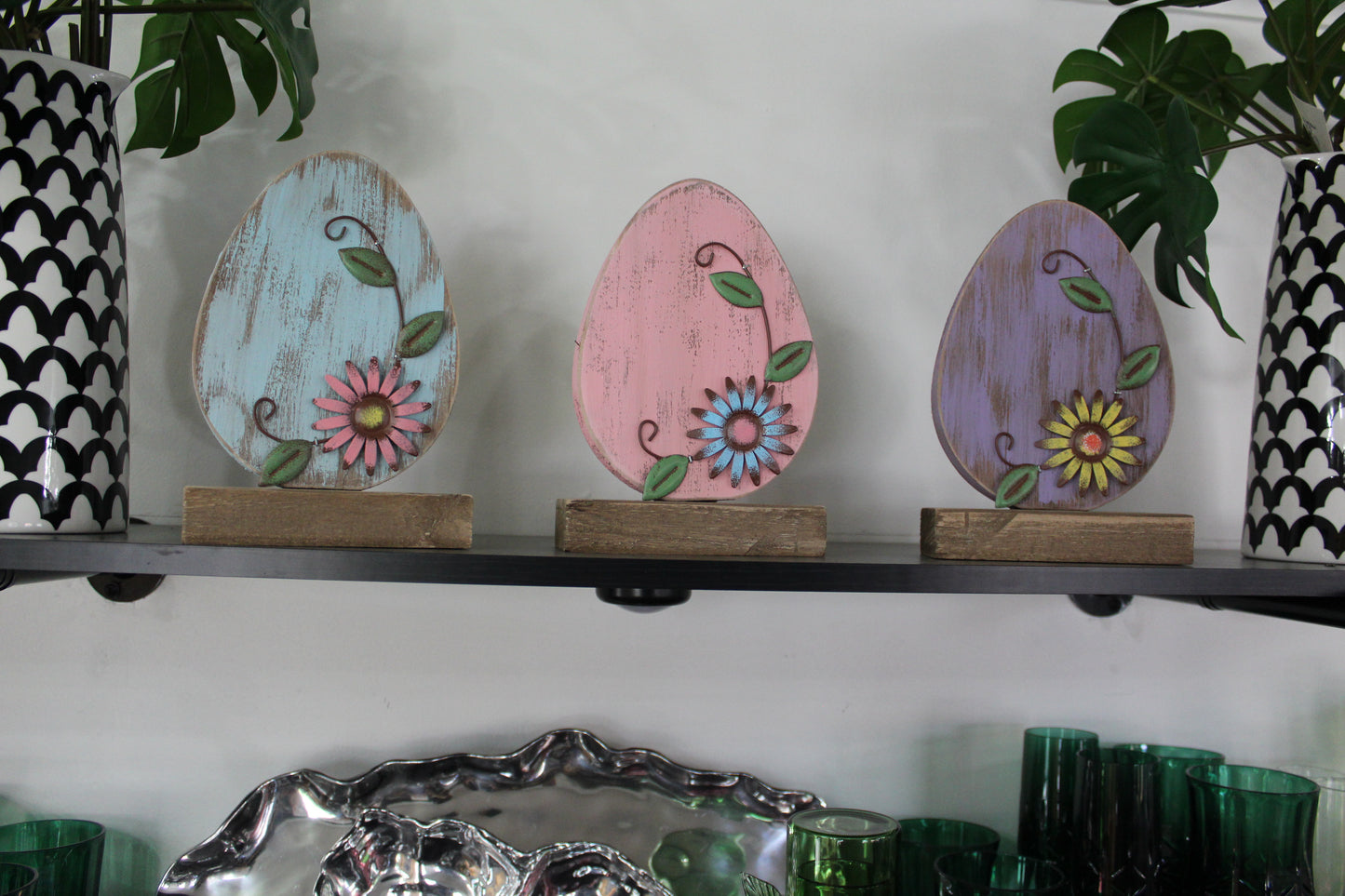 Wooden Easter Egg on base