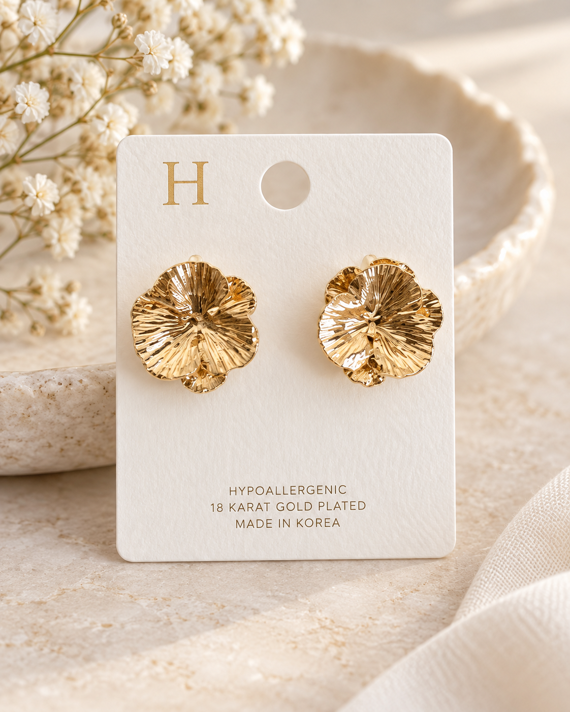 Golden petal stud earrings