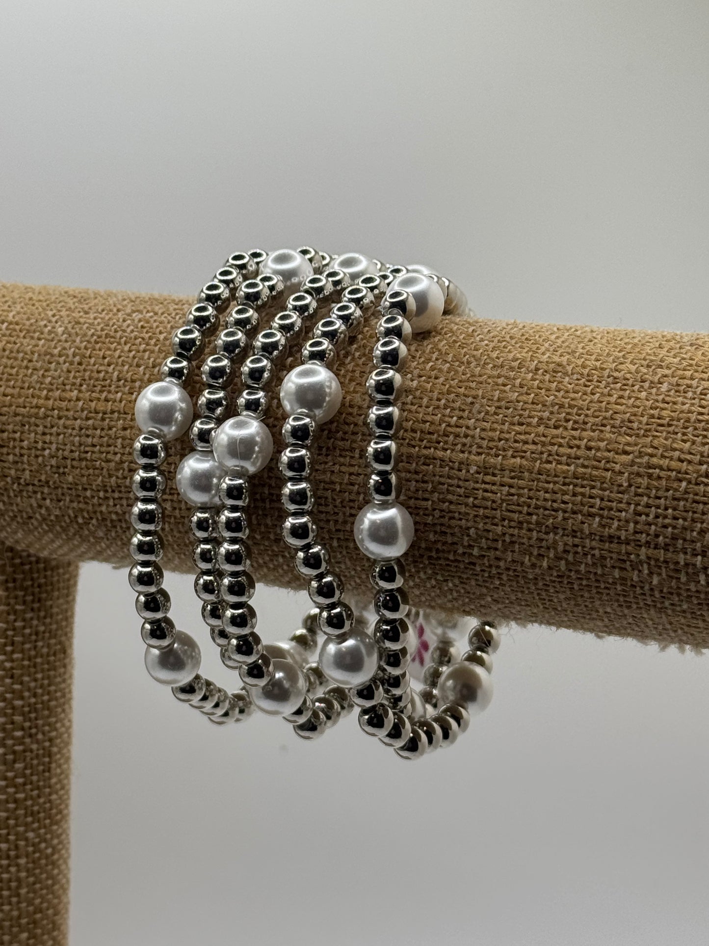 5-Piece Pearl & Gold Bracelet Set | Women’s Boutique Jewelry