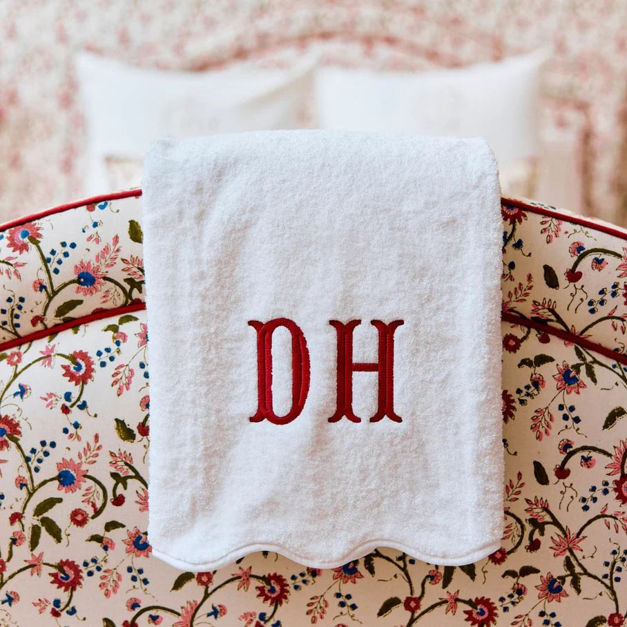 Weezie Scallop Bath Towel