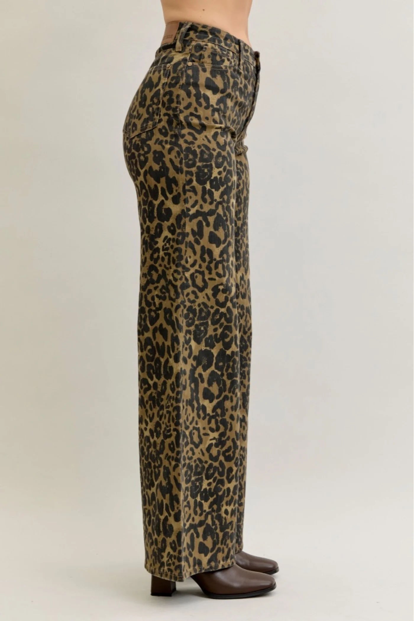 Retro Wide Leopard Print
