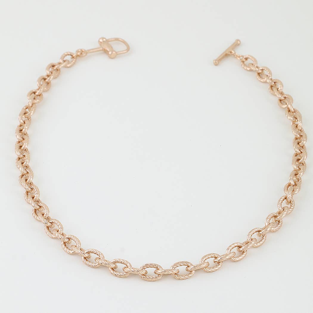 Horseshoe Toggle Chain Necklace