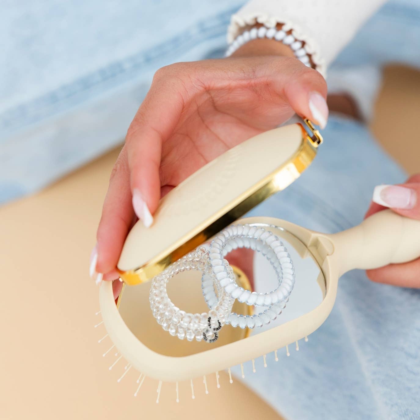 Detangler Hair Brush for Medium Hair