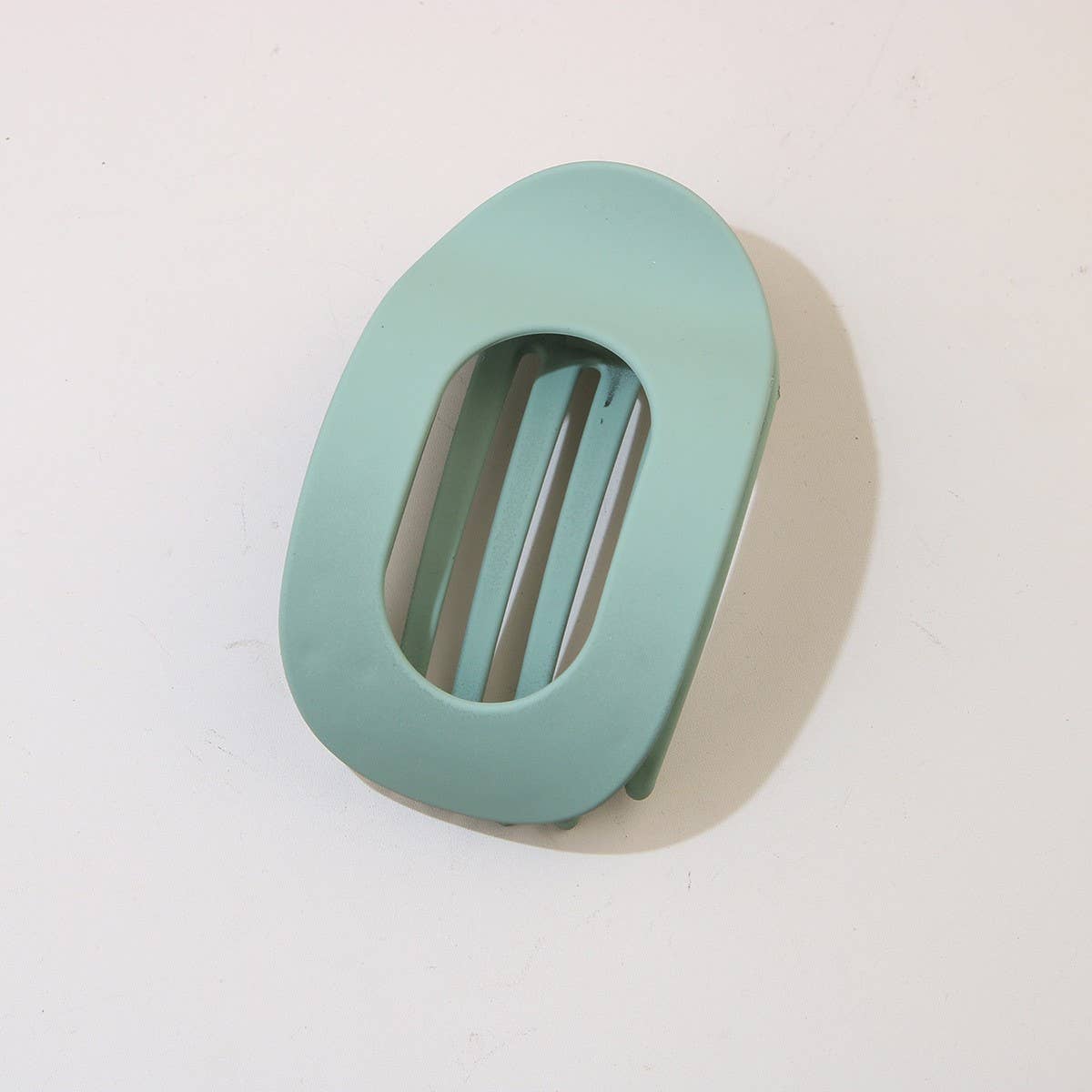 Geometric Oval Matte Duckbill Hair Clip