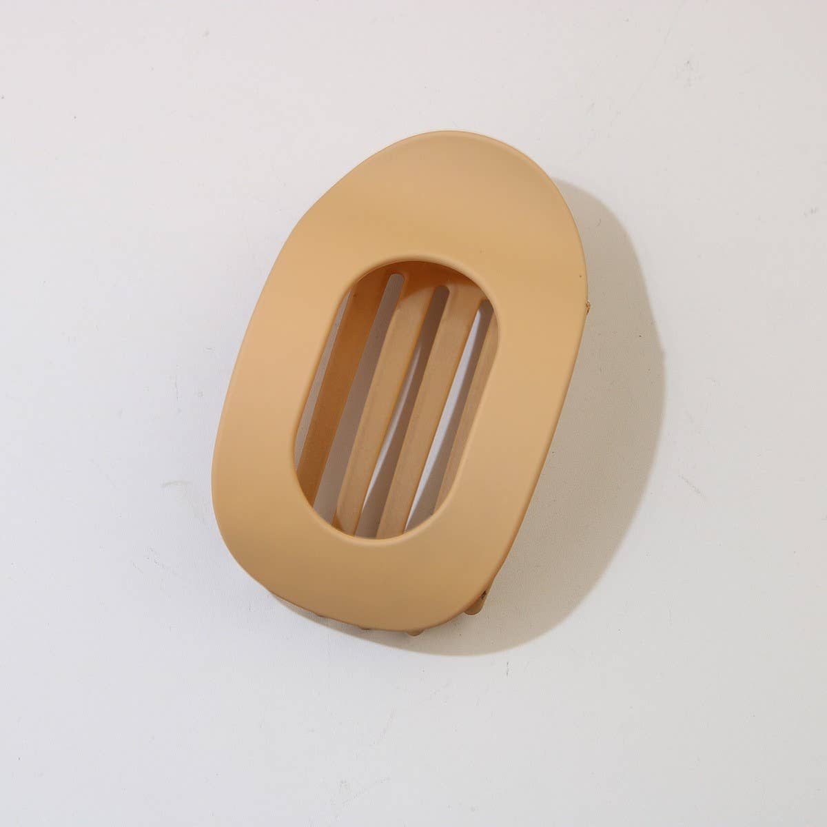 Geometric Oval Matte Duckbill Hair Clip