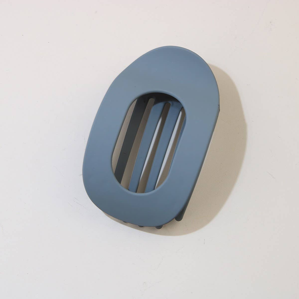 Geometric Oval Matte Duckbill Hair Clip