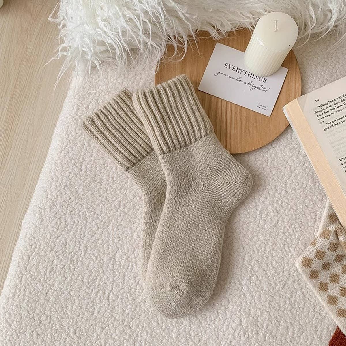 Women’s Winter Cozy Socks – One Size