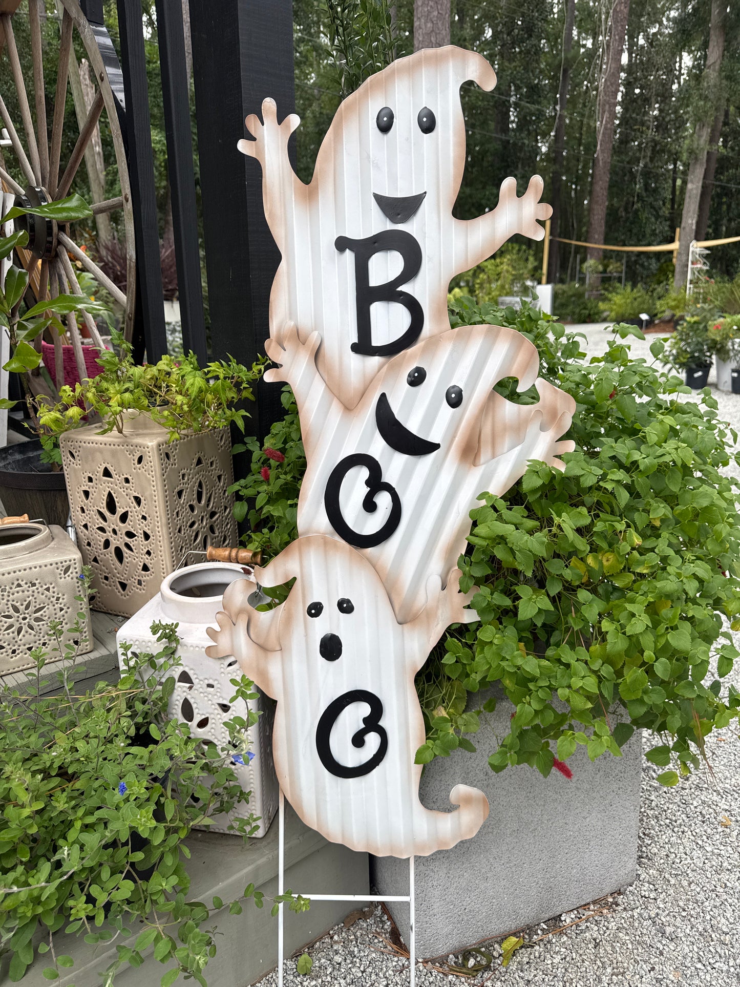 3 Metal Boo Ghost (47")