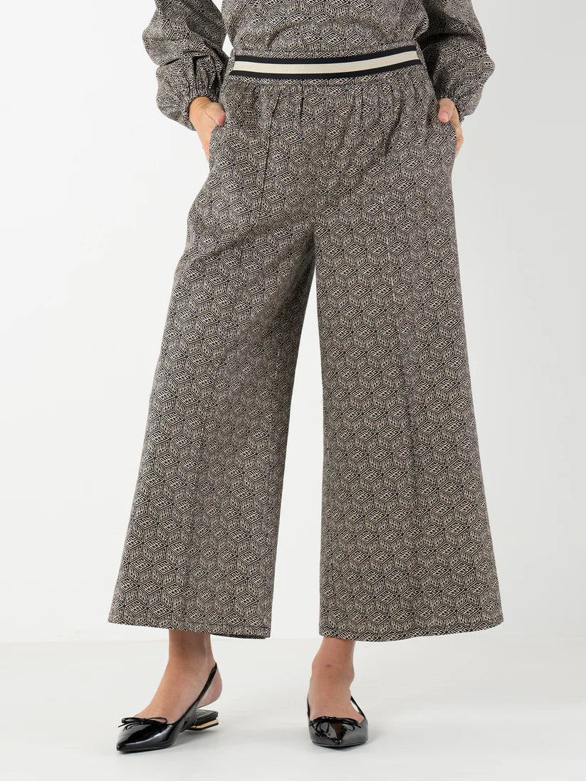 Teddy Crop Trousers – Black Tonal Monogram