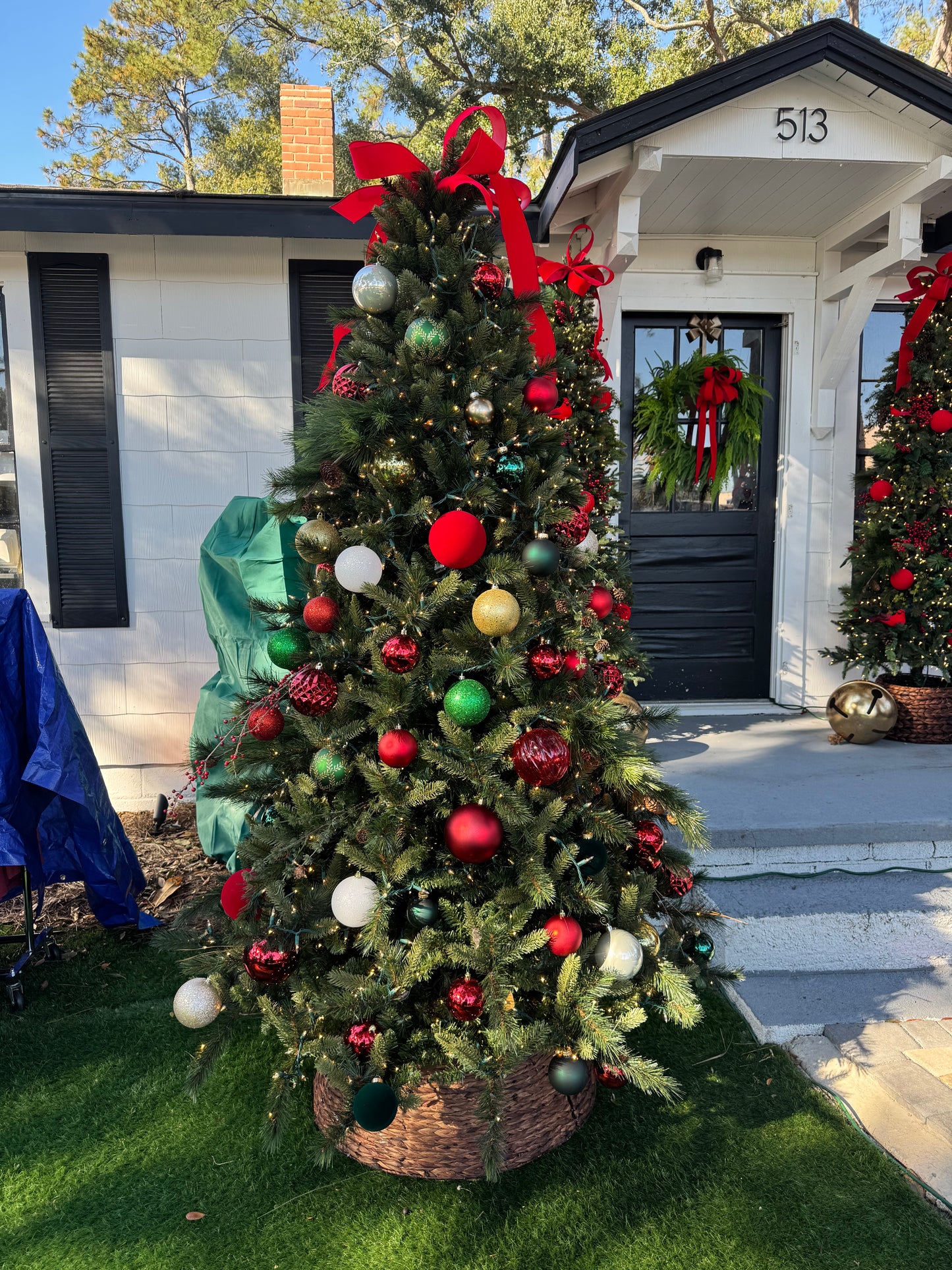 Pre-decorated Christmas Tree