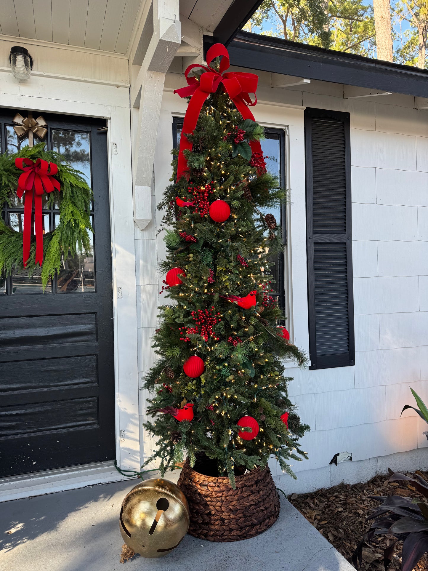 Pre-decorated Christmas Tree