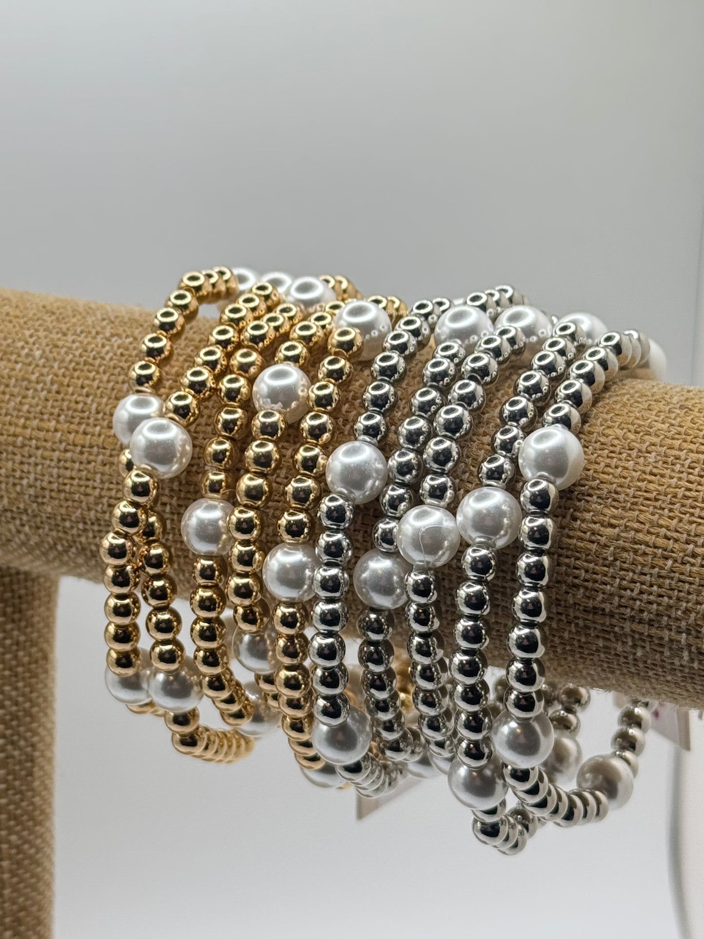 5-Piece Pearl & Gold Bracelet Set | Women’s Boutique Jewelry