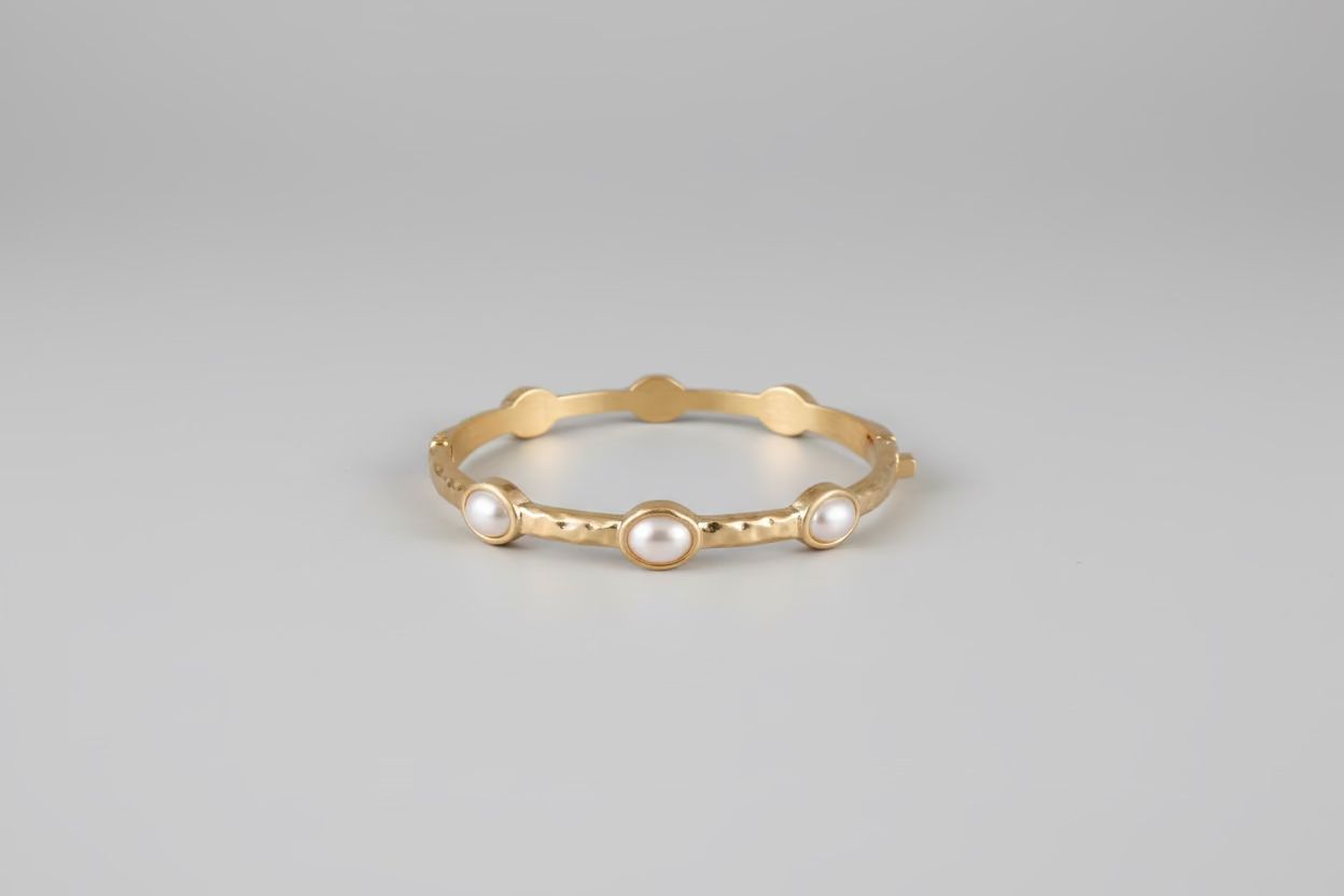 Wrights Pearl Toggle Gold Bangle