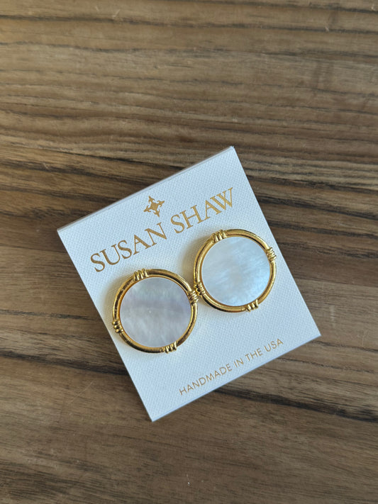 Gold Round Mother of Pearl Post Earrings