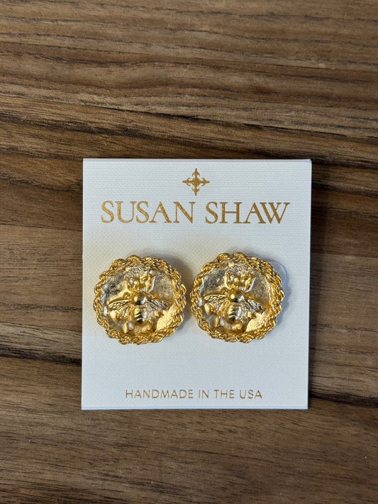 Gold Round Rope Bee Intaglio Earrings