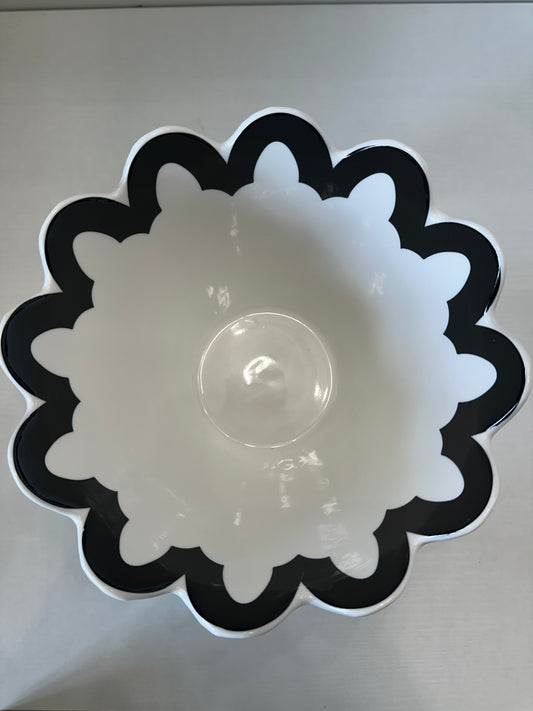 Coton Colors Black Arabesque Scallop 9 Bowl