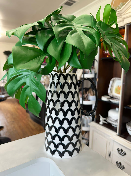 Coton Colors Arabesque Pedestal Pitcher Black
