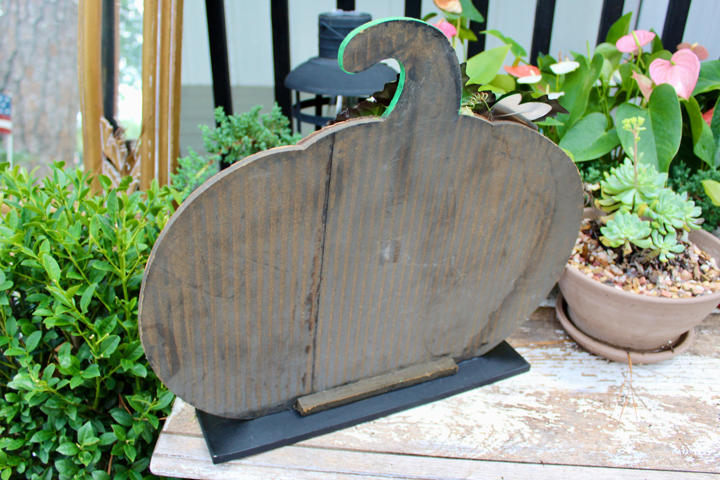 Sunflower Smiles Pumpkin Décor