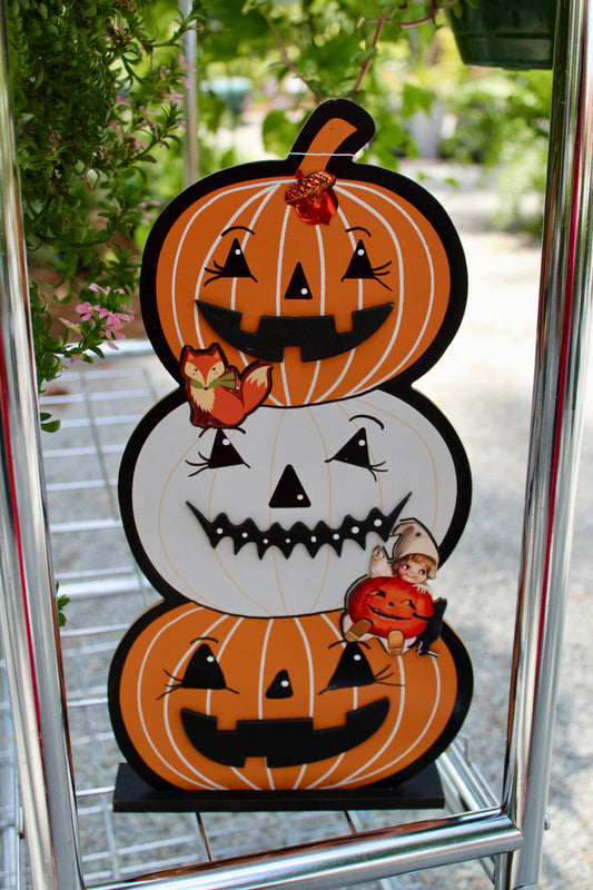 Spooky 3 tier Pumpkins Decor