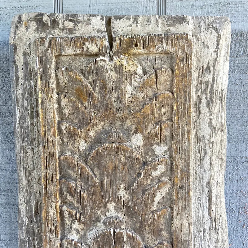 French Scalloped Relic Plaque – Trellis Collection