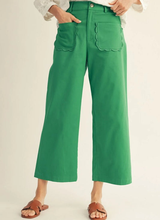 Jodiful Scalloped Pocket Stretch Pants – Green