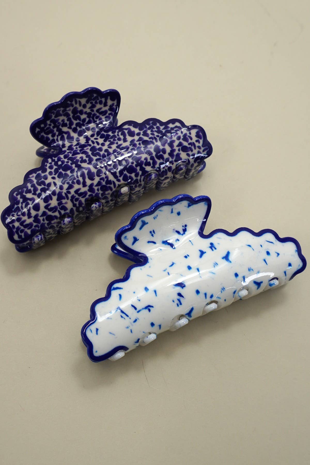 VINTAGE PORCELAIN STYLE HALF MOON HAIR CLAW CLIP