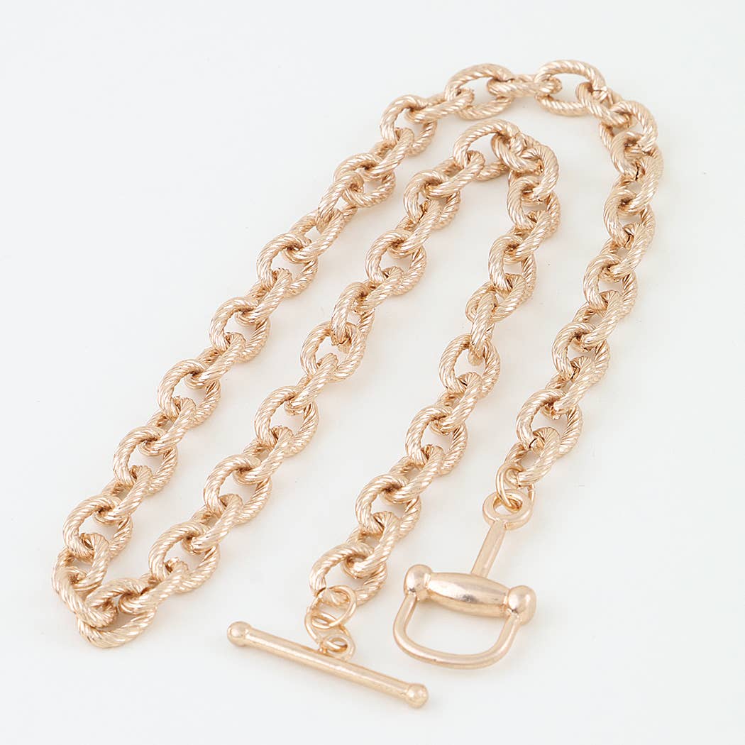 Horseshoe Toggle Chain Necklace