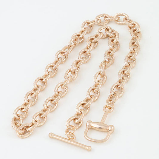 Horseshoe Toggle Chain Necklace