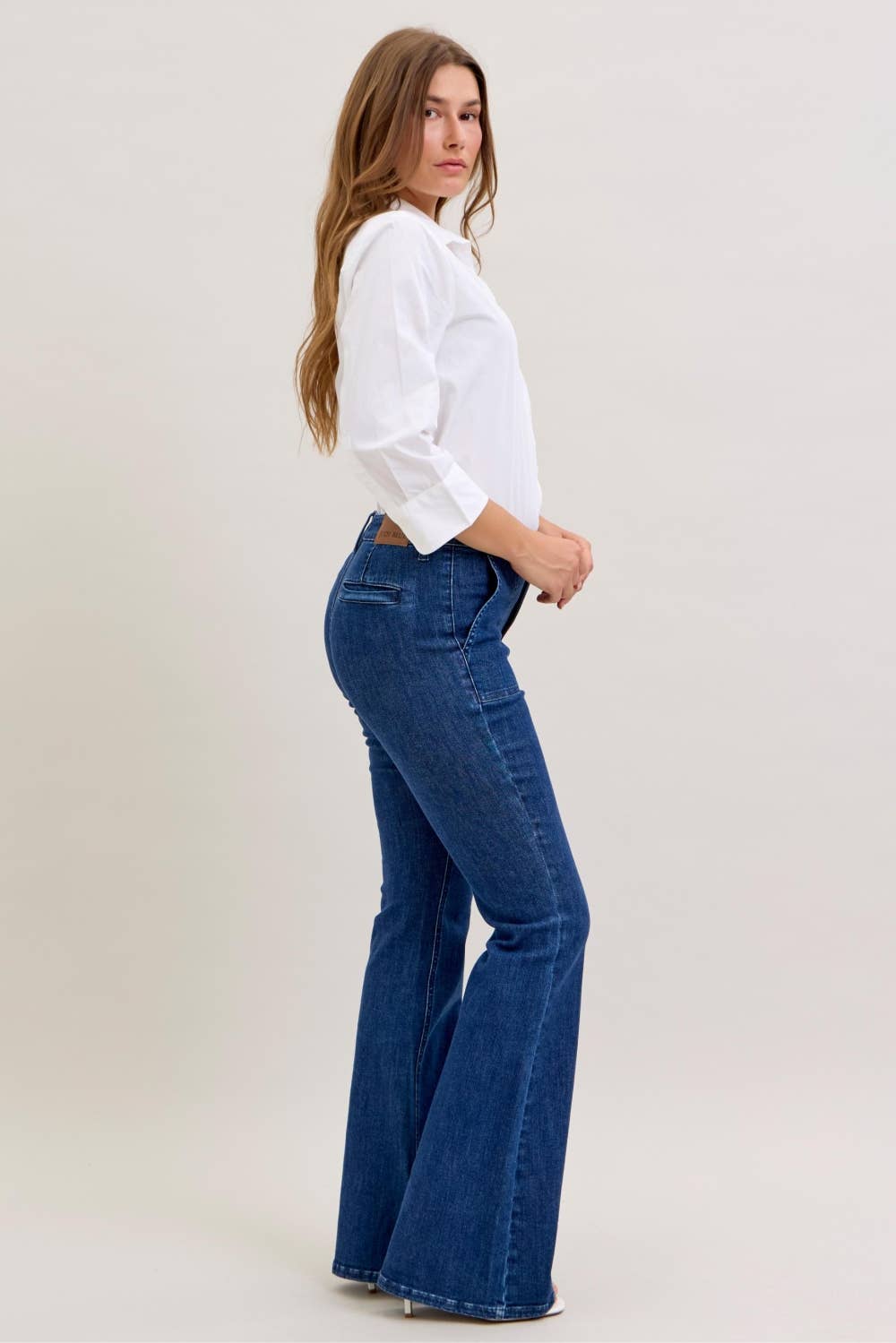 🌹👖 Judy Blue — High Waist Flare Jeans with Patch Pockets
