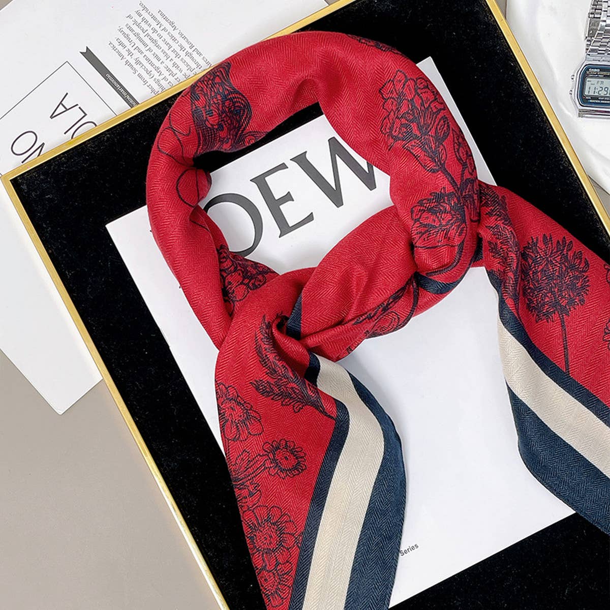 Velvet-Like Square Scarf (90×90 cm)