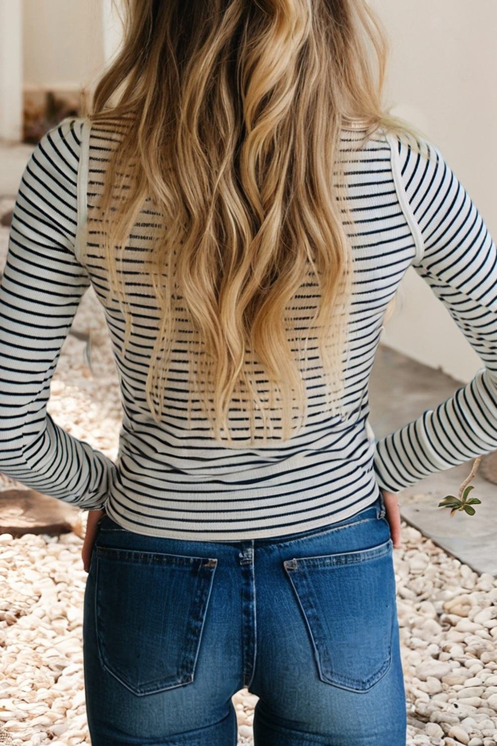 Ribbed Knit Half Button Long Sleeve Slim Mock Neck Top