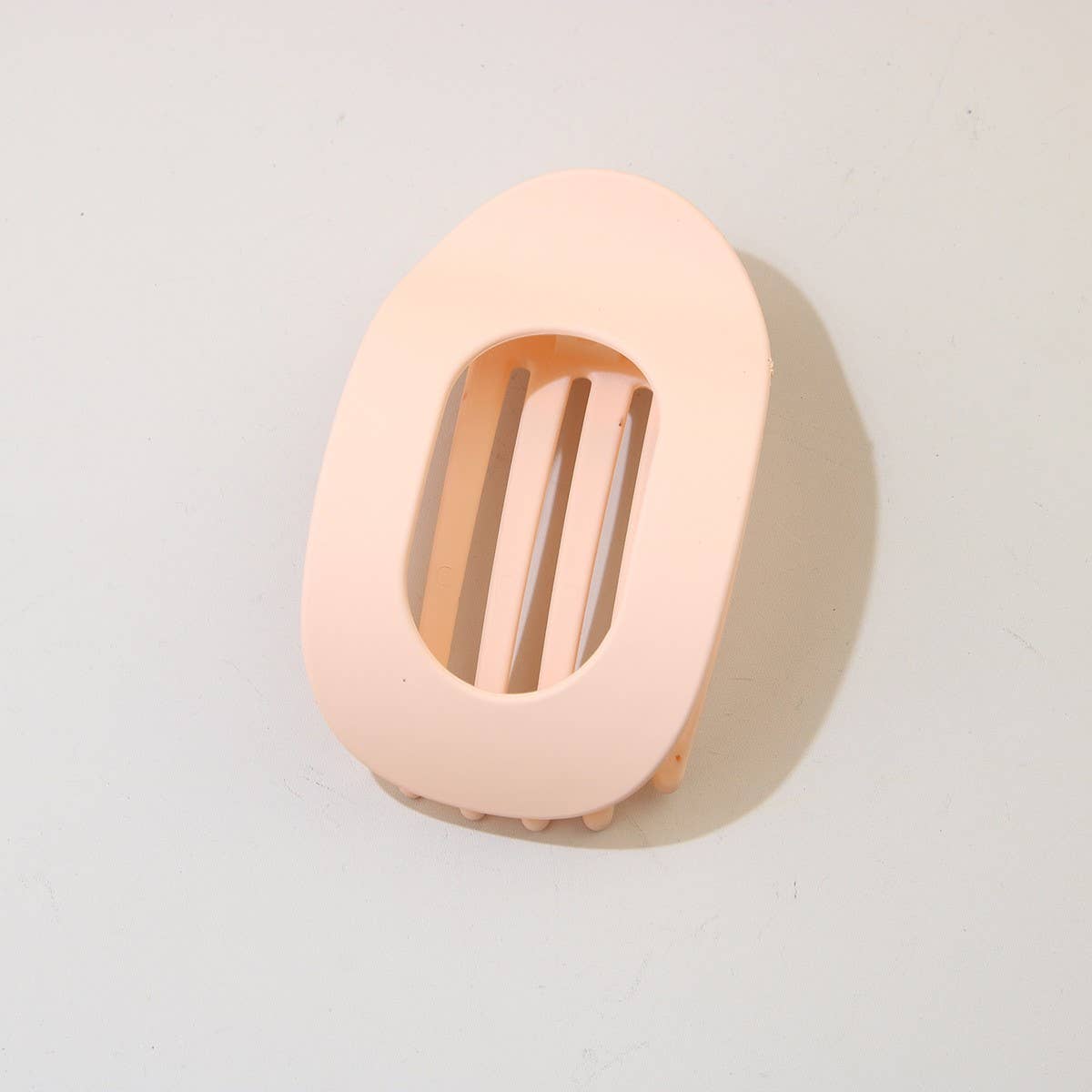 Geometric Oval Matte Duckbill Hair Clip