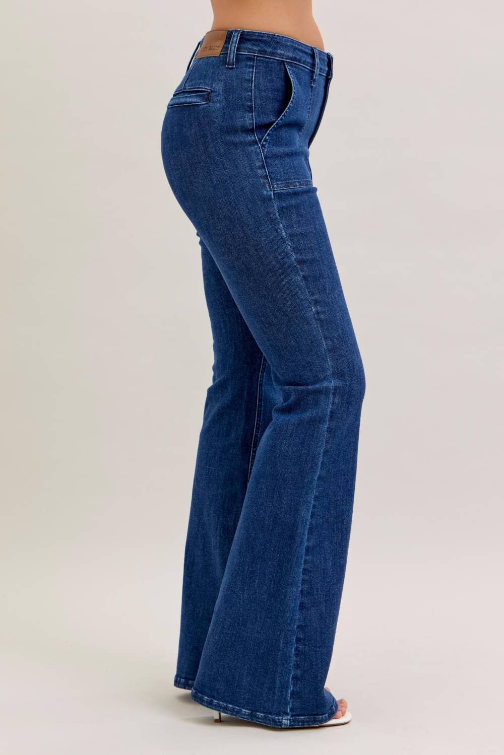🌹👖 Judy Blue — High Waist Flare Jeans with Patch Pockets
