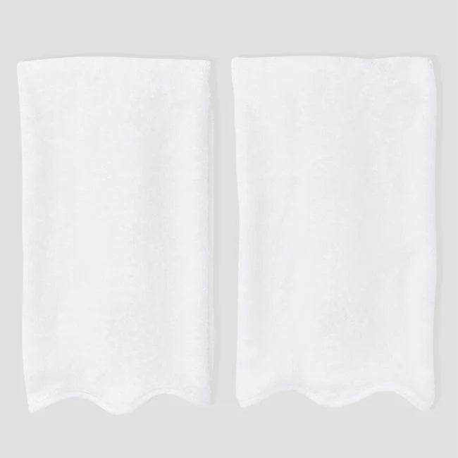 Weezie Pair of Scalloped Hand Towels